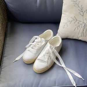 Kenneth Cole New York White Sneakers